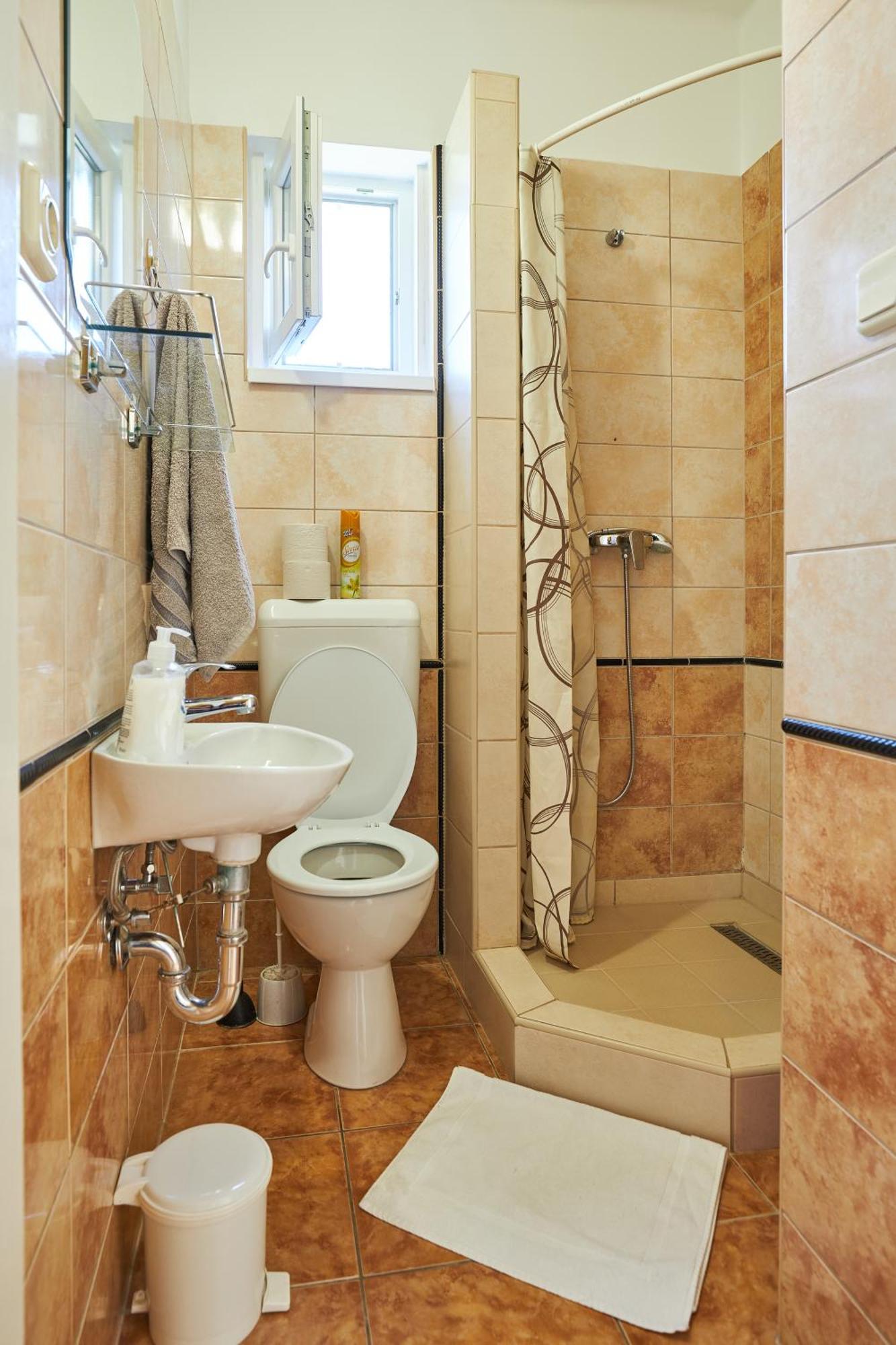 ADA 2 Apartmanház Hajdúszoboszló Esterno foto
